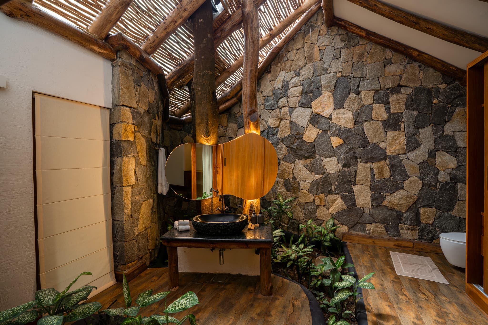 Bespoke lounges & refined spaces